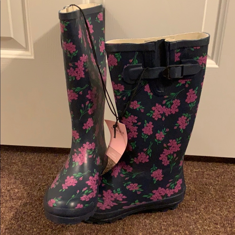 Flora Rain Boots